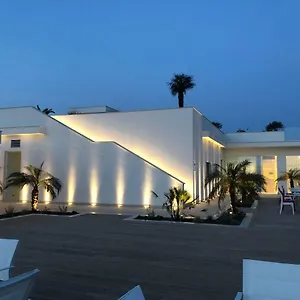 Modica 4*, Marina di Modica Italië