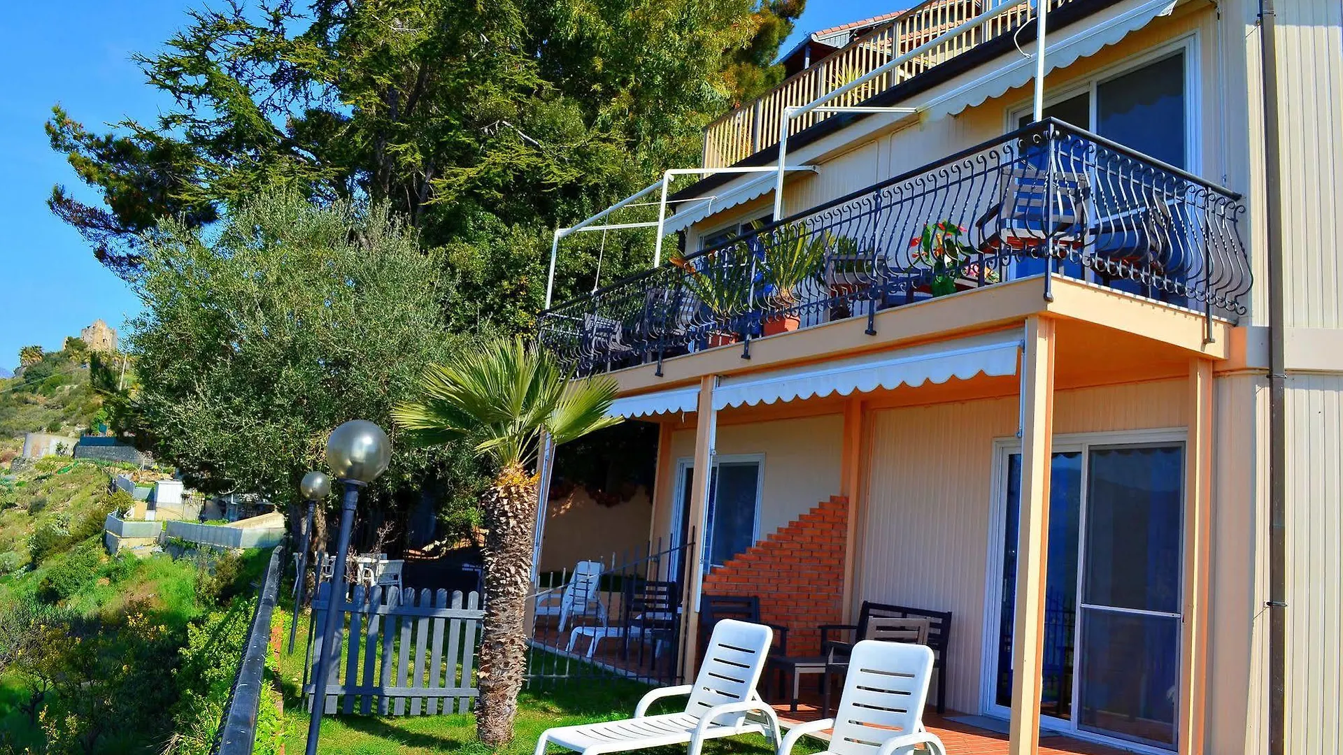 La Riserva Di Castel D'Appio- Charme & Relax Ventimiglia Hotel